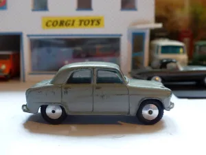 201 Austin Cambridge in grey *non-mechanical*