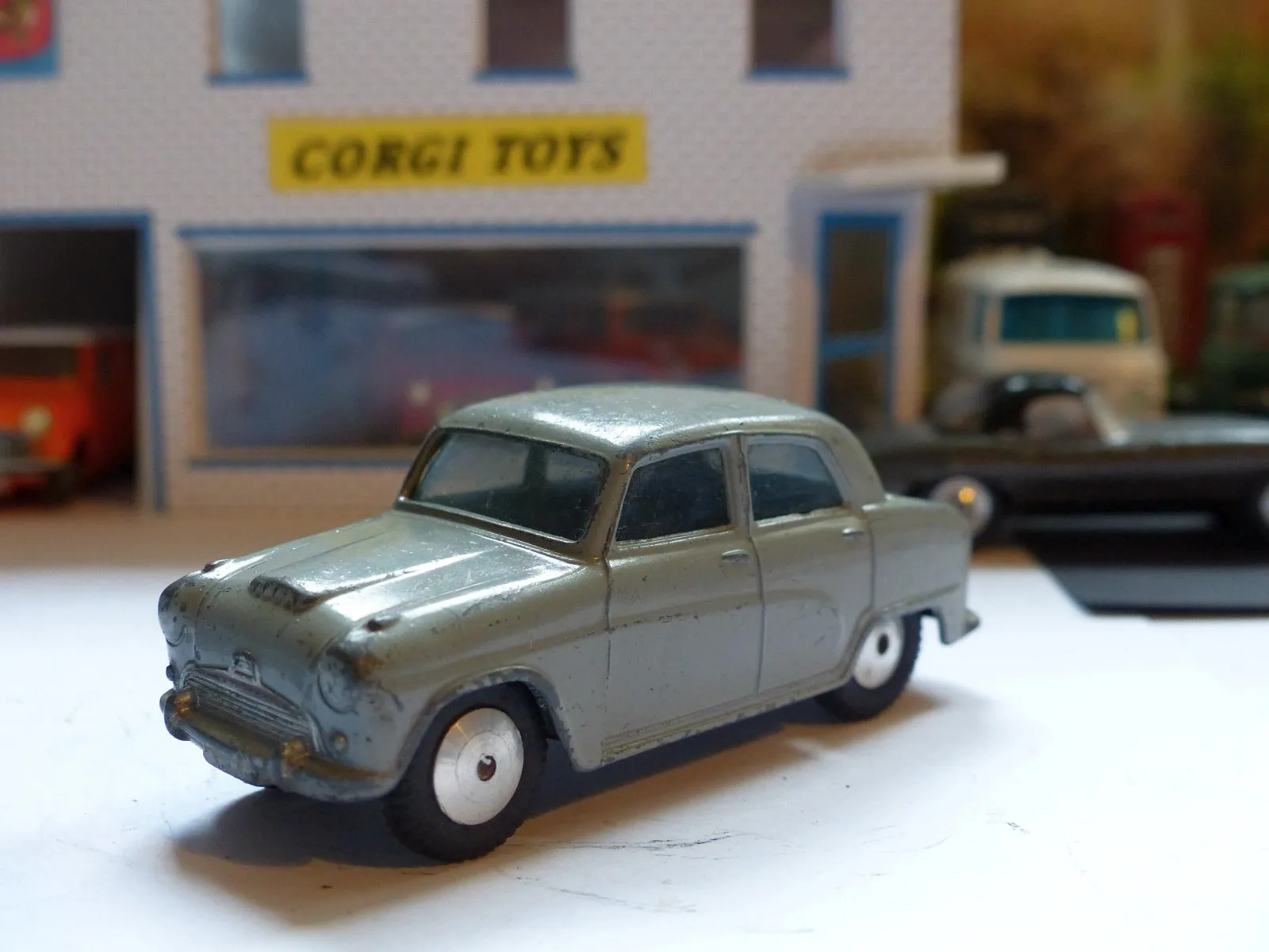 201 Austin Cambridge in grey *non-mechanical*