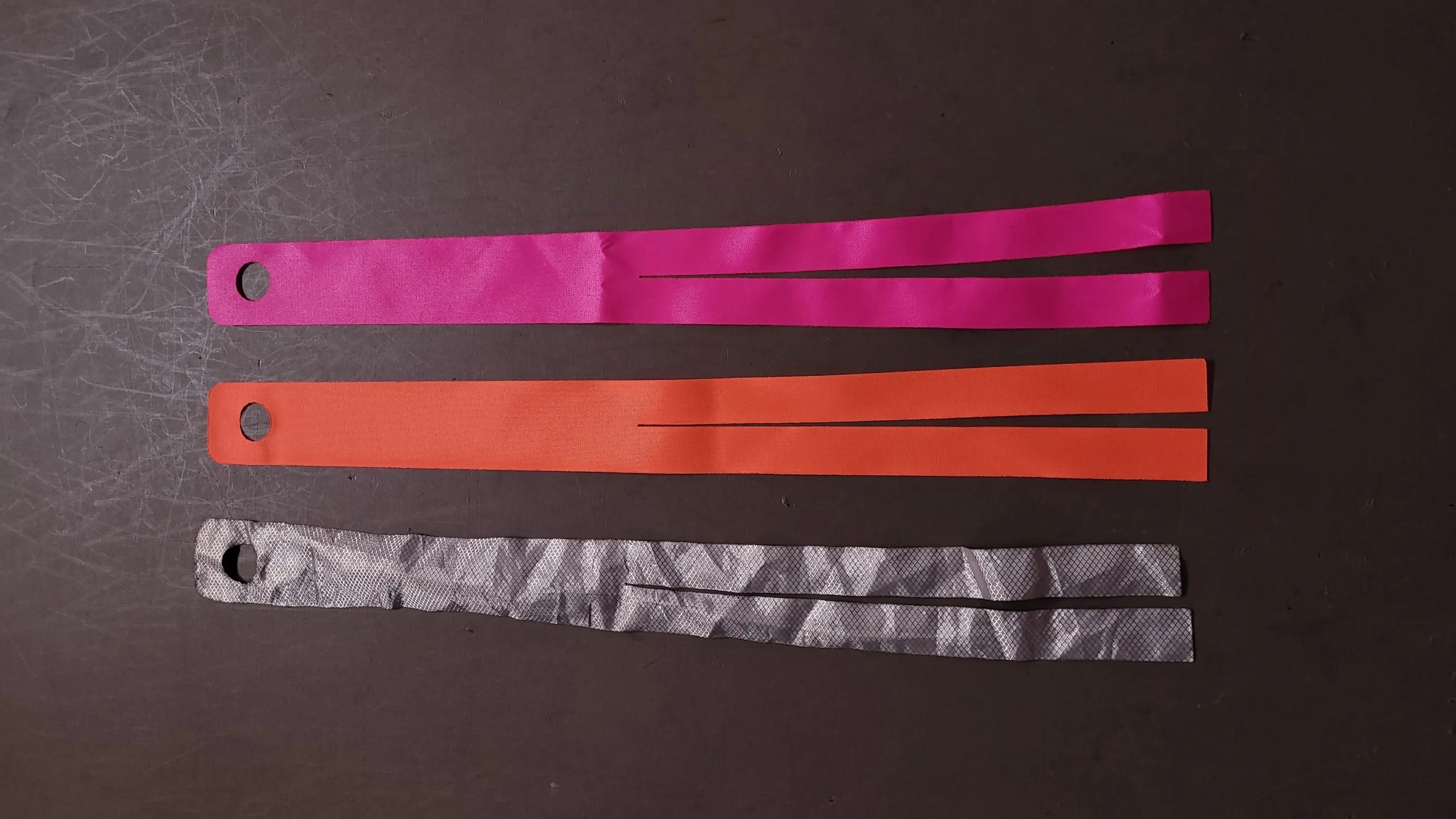 Black Hills Designs Signal Streamers (3 Pack)
