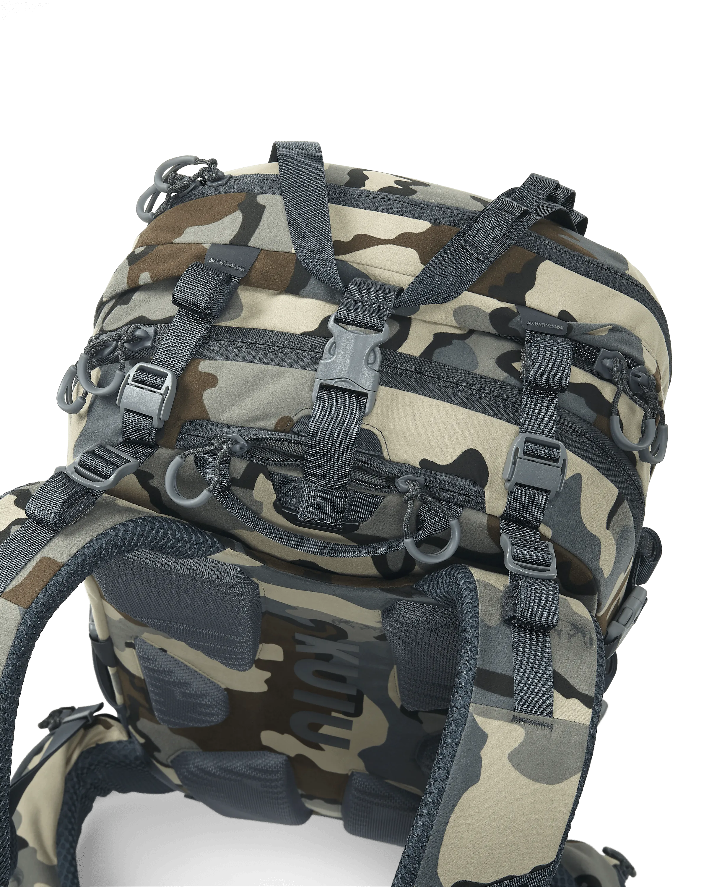 Encounter Divide 2800 | Vias