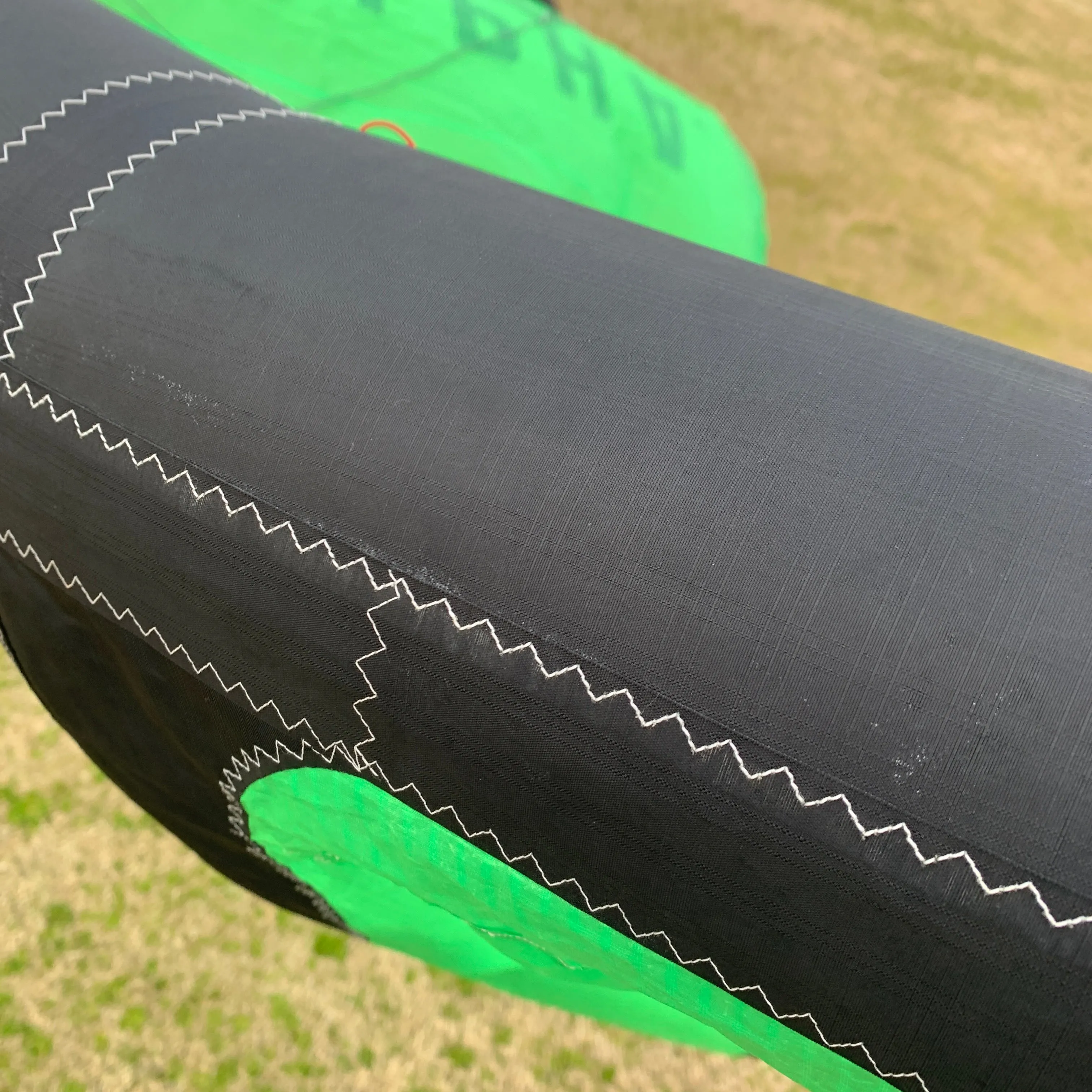 USED Ozone Alpha V2 Kite-6m-Bright Green/White