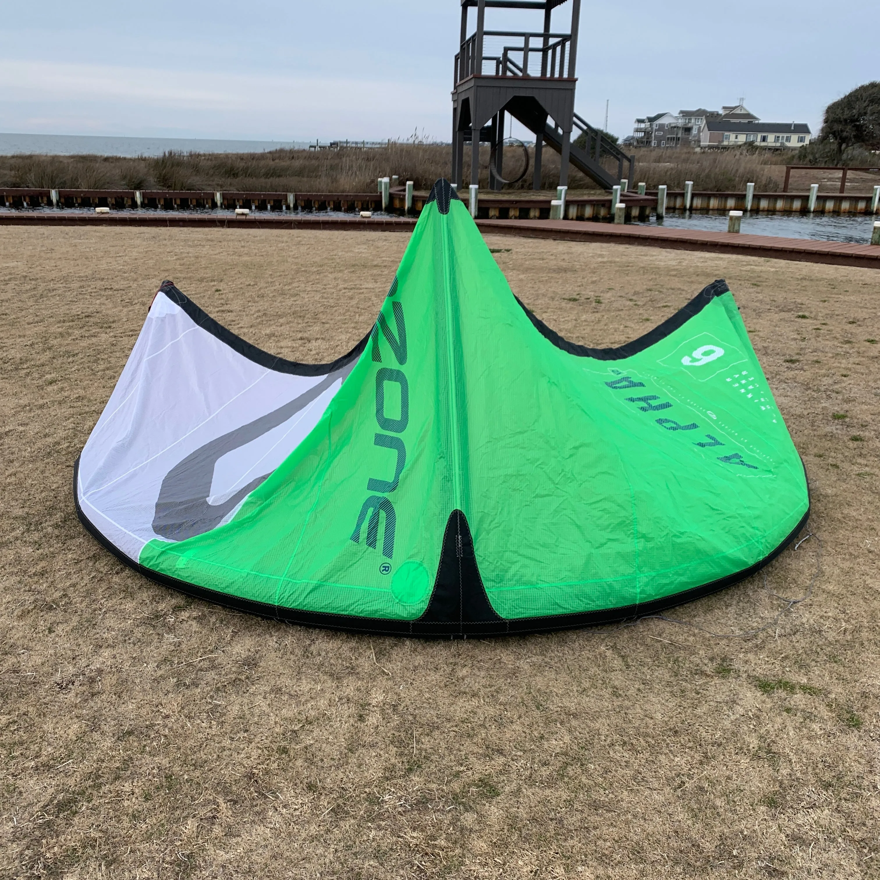 USED Ozone Alpha V2 Kite-6m-Bright Green/White